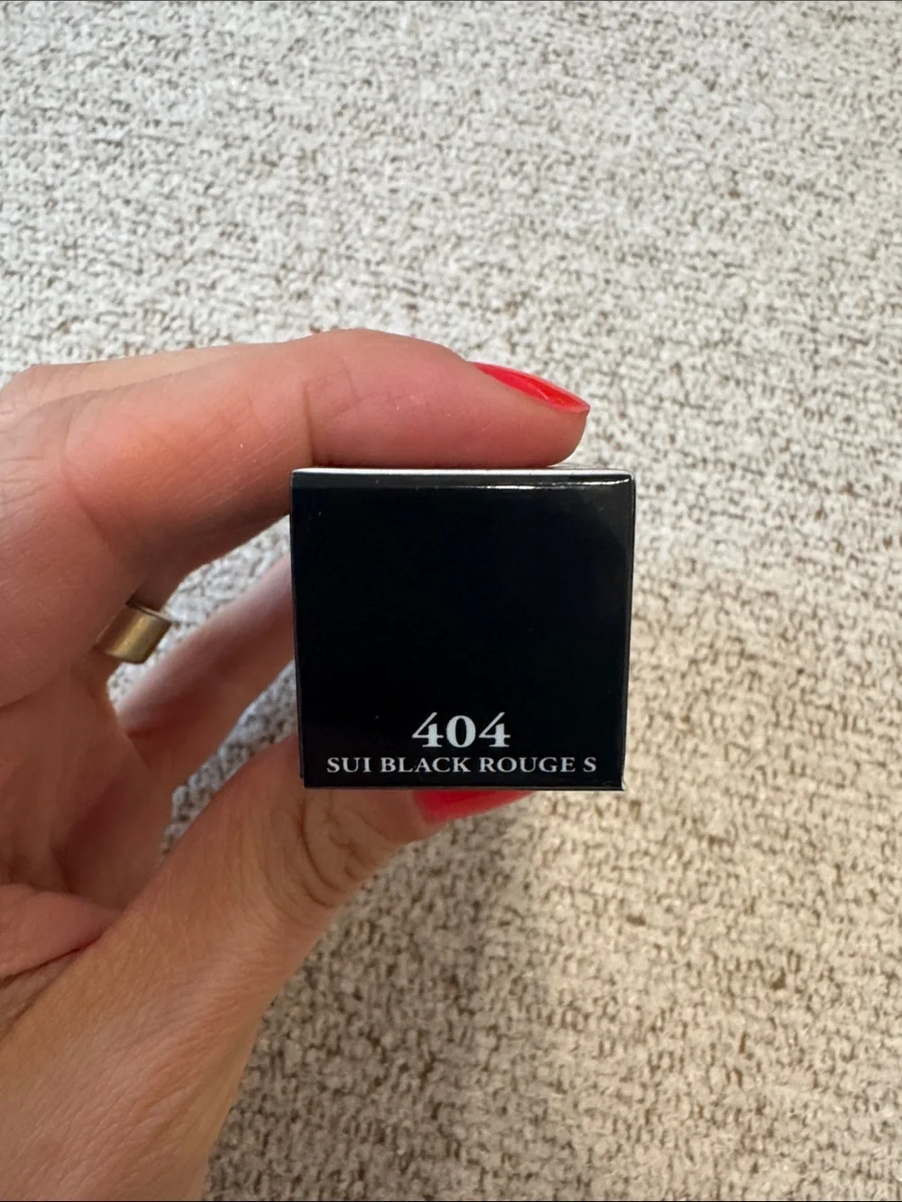 Anna Sui Bright Red Lipstick 404 - Sui Black Rouge S